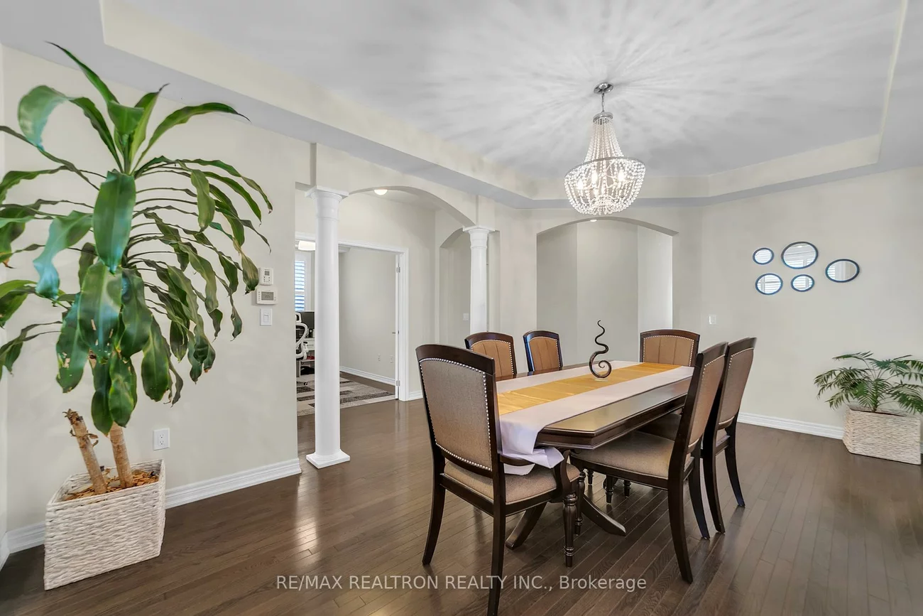 669, Sweetwater, Glenway Estates, Newmarket