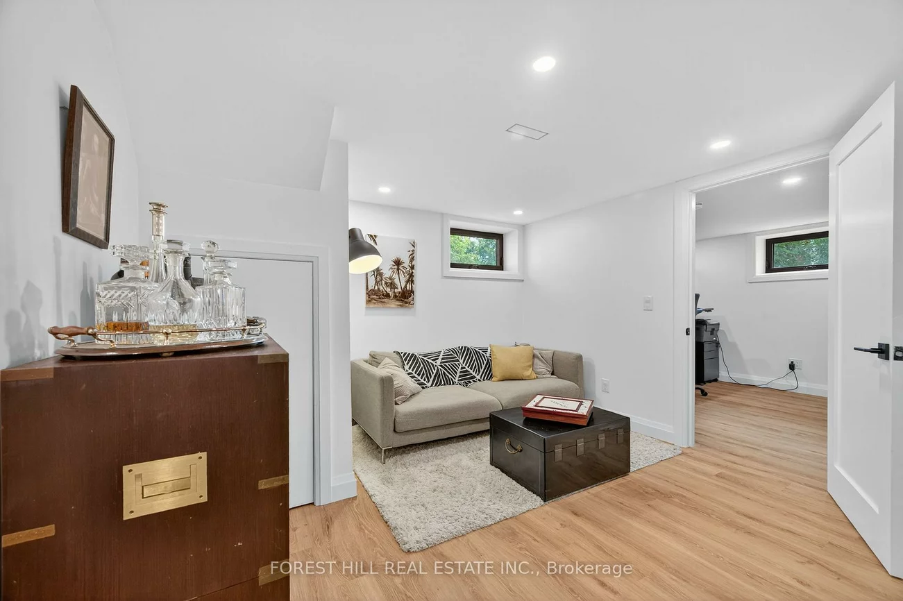 215, MAIN, Bristol-London, Newmarket