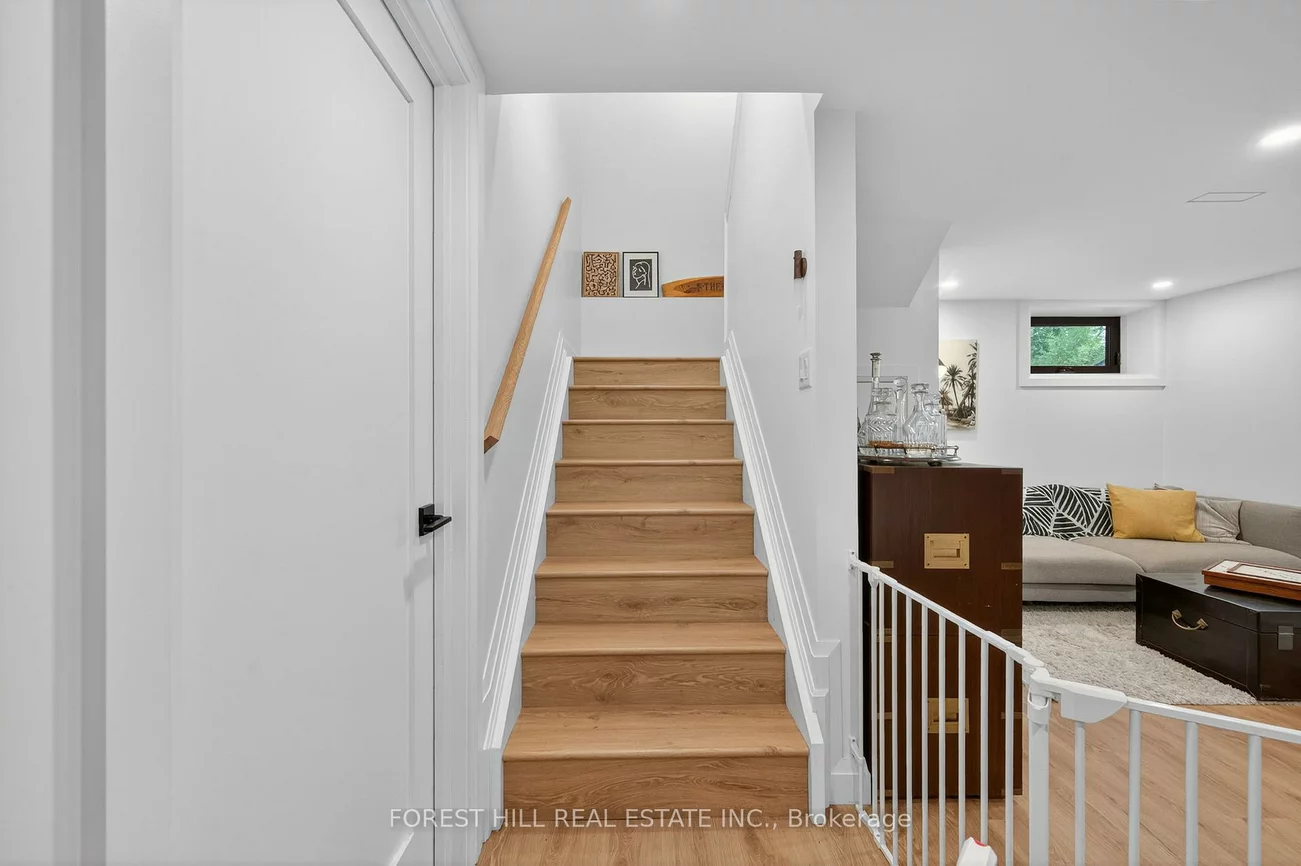 215, MAIN, Bristol-London, Newmarket