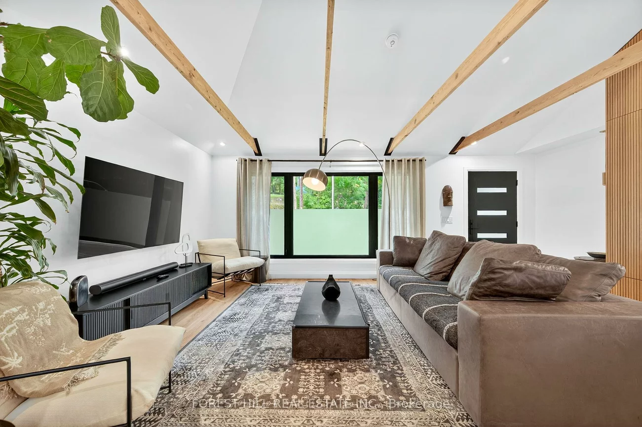 215, MAIN, Bristol-London, Newmarket