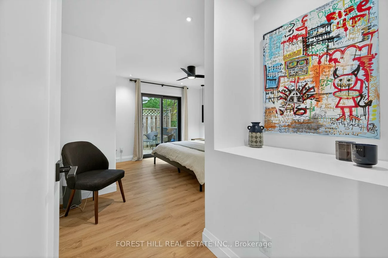 215, MAIN, Bristol-London, Newmarket