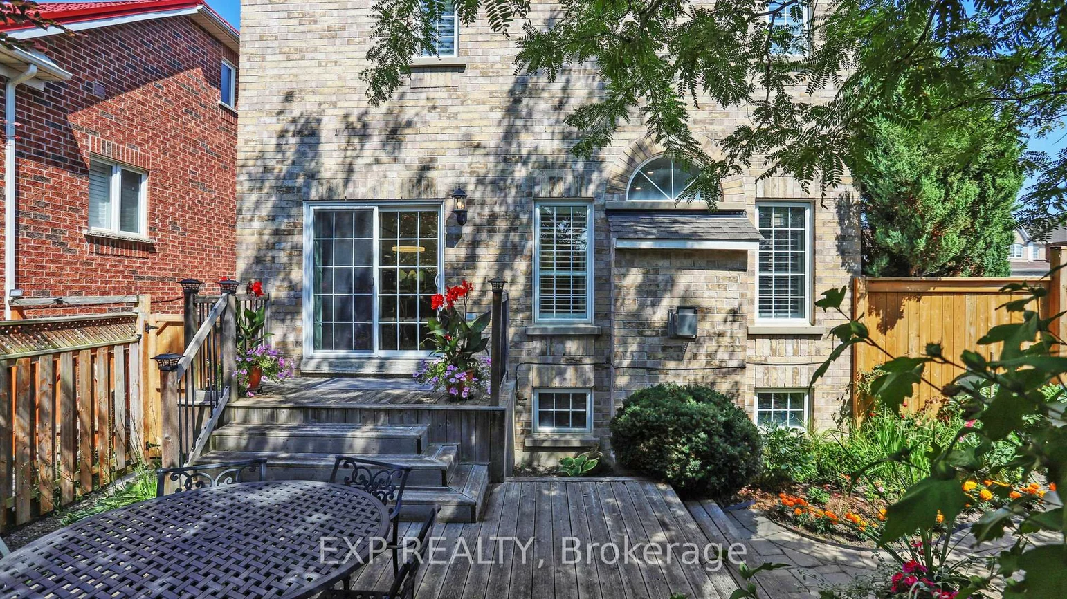 802, Walsh, Summerhill Estates, Newmarket