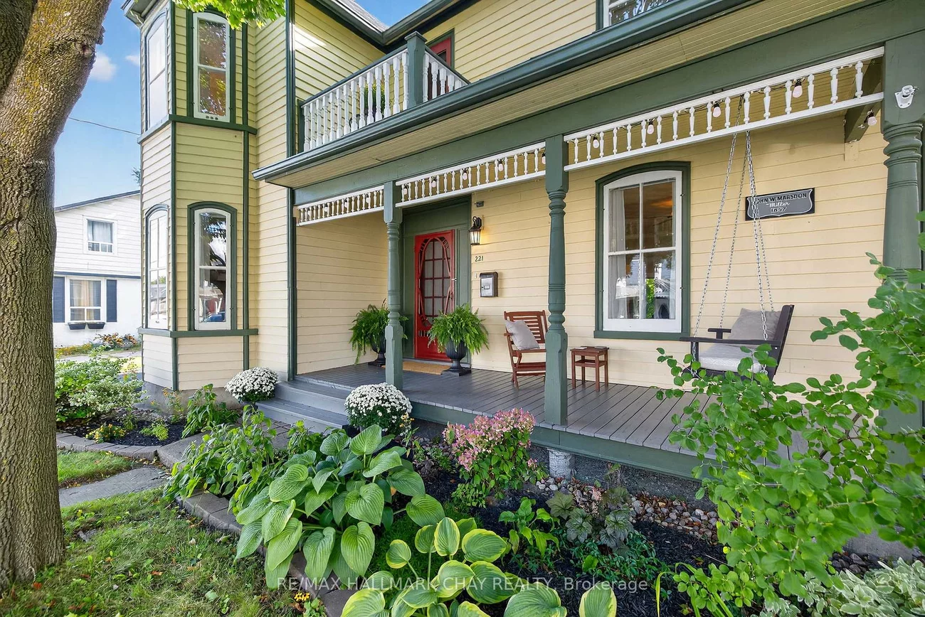 221, Prospect, Central Newmarket, Newmarket