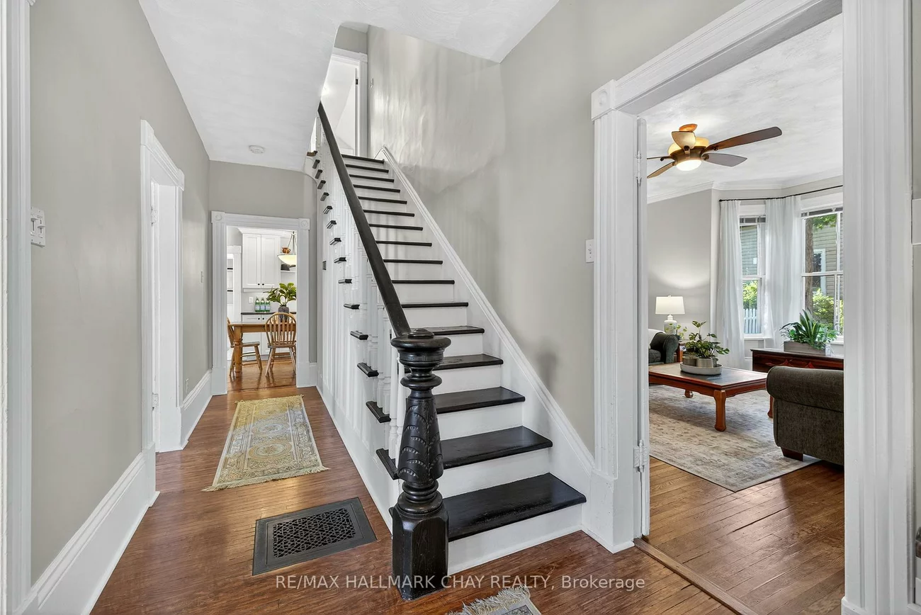 221, Prospect, Central Newmarket, Newmarket
