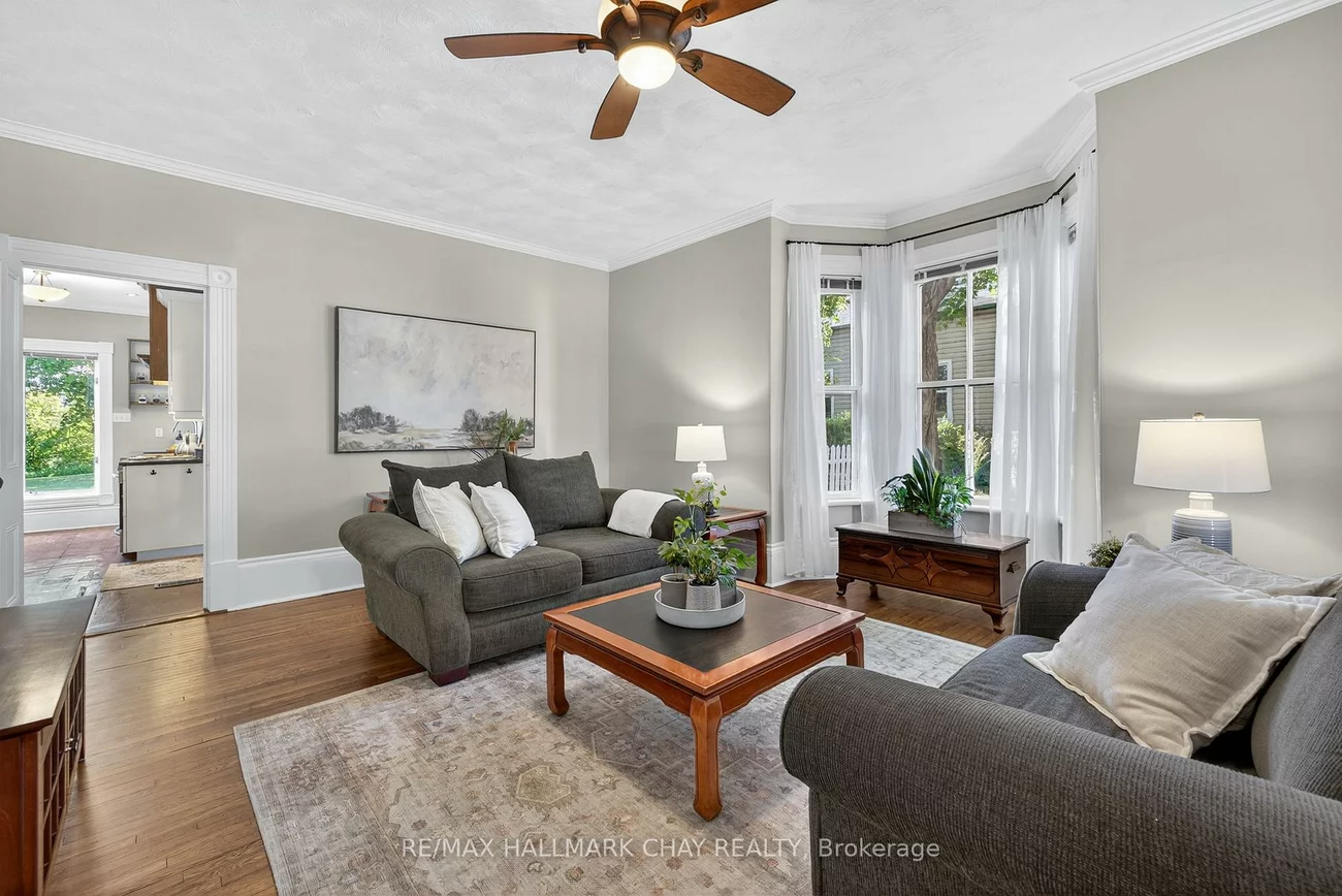 221, Prospect, Central Newmarket, Newmarket