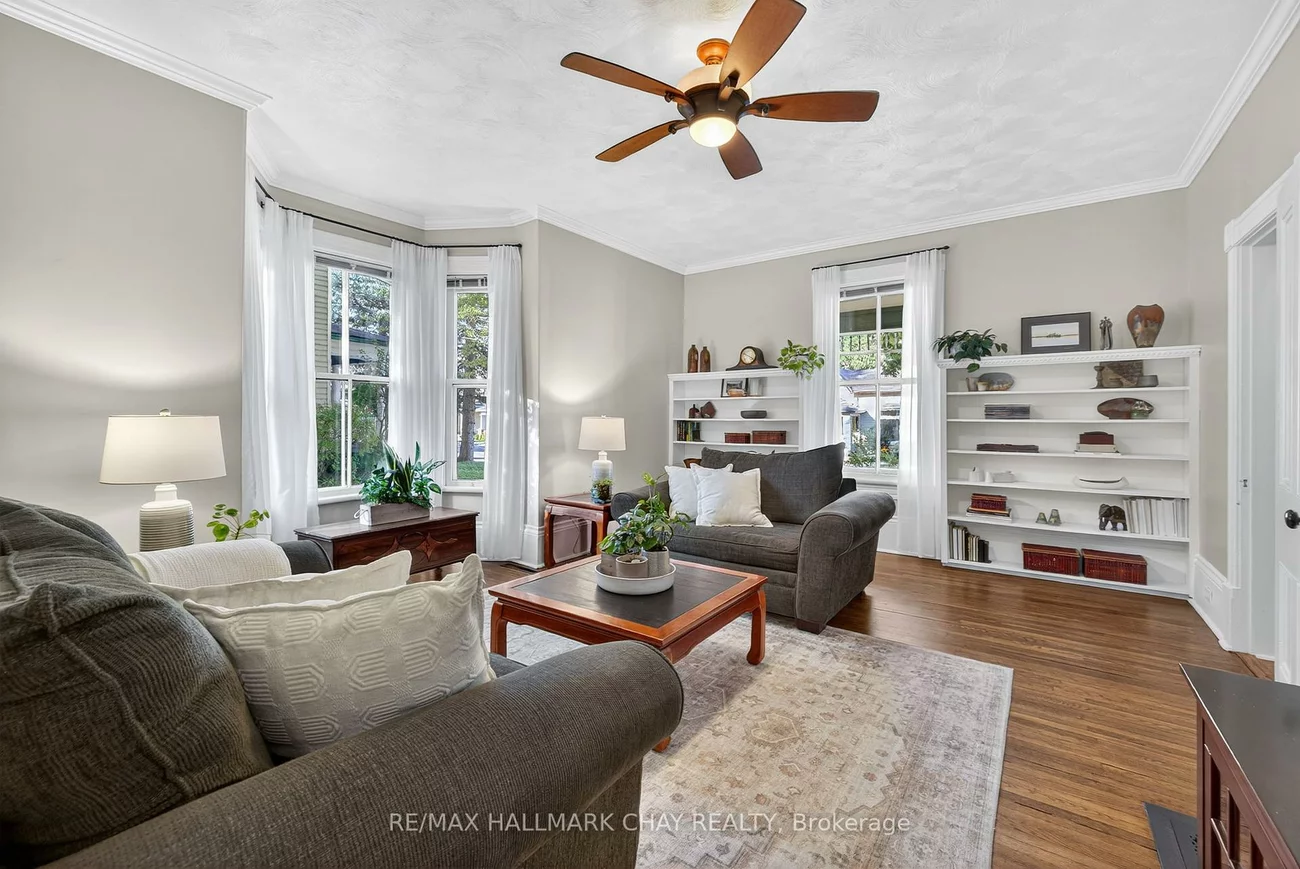 221, Prospect, Central Newmarket, Newmarket