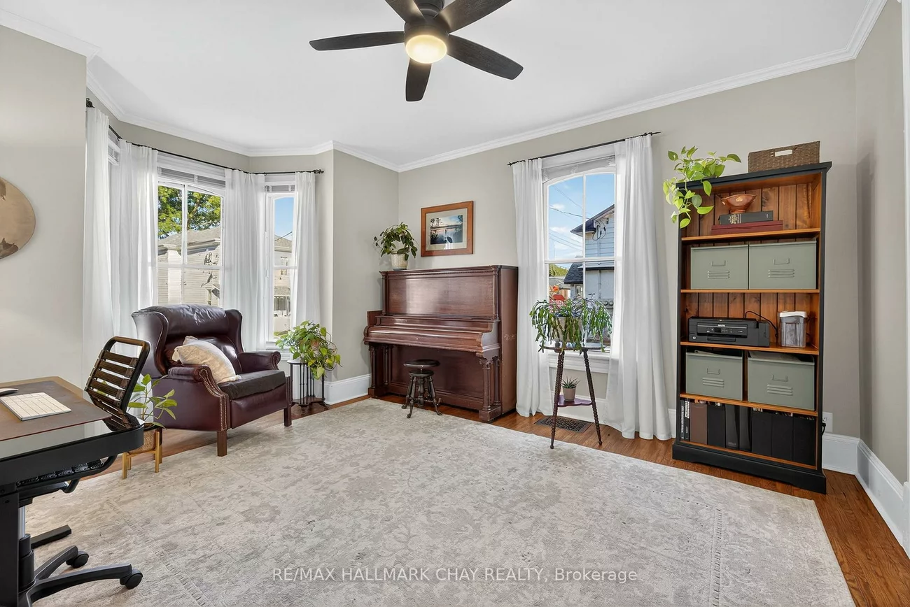 221, Prospect, Central Newmarket, Newmarket
