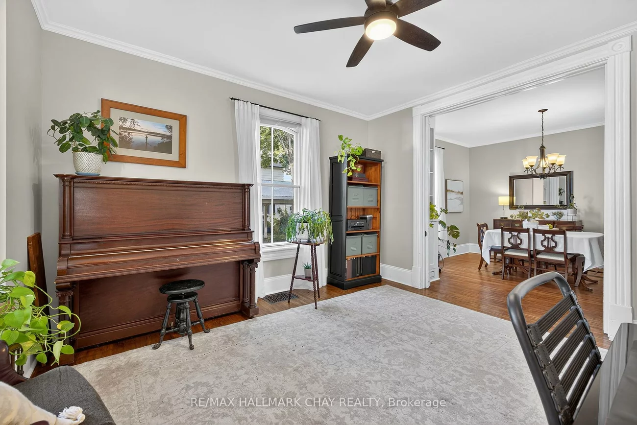 221, Prospect, Central Newmarket, Newmarket