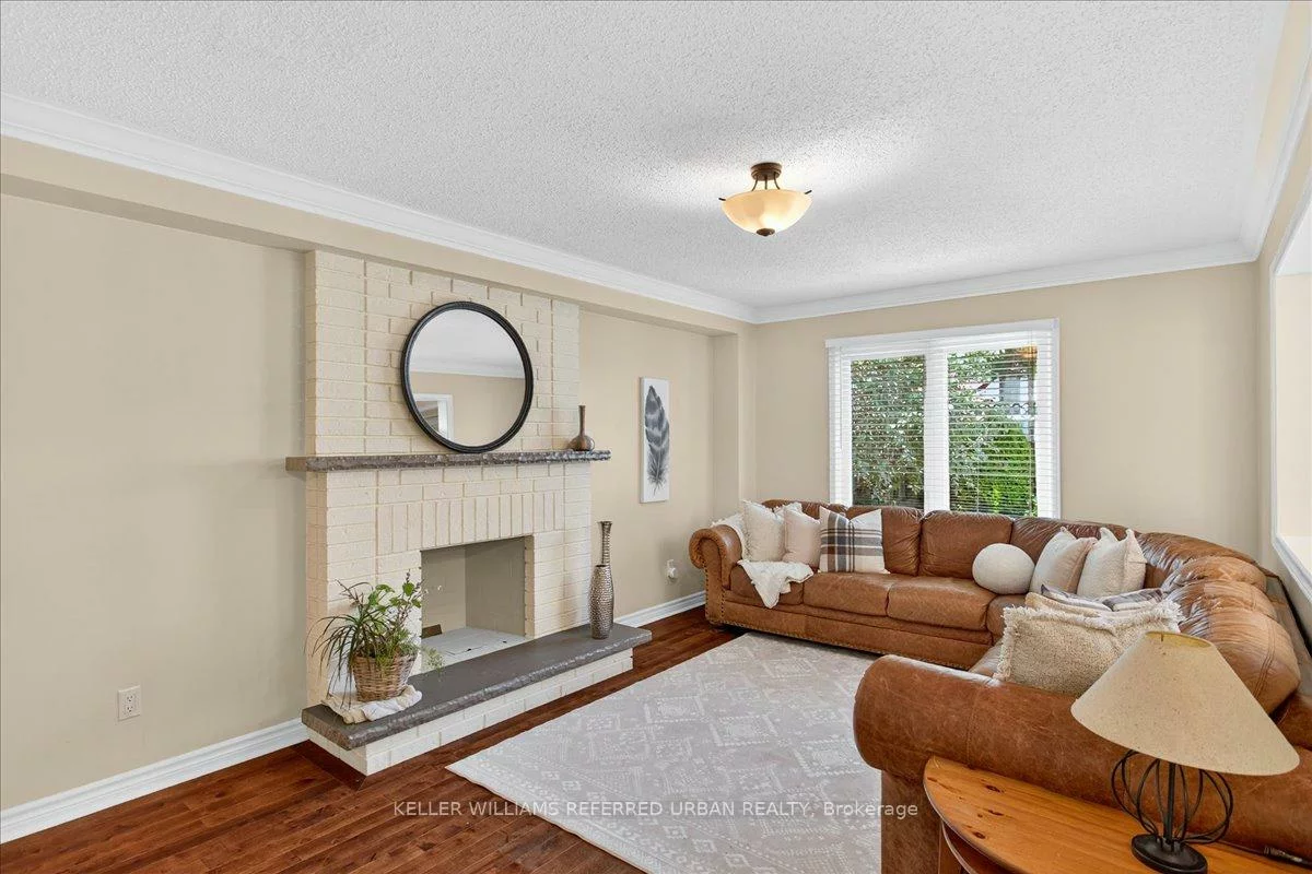 32, Nelson, Armitage, Newmarket