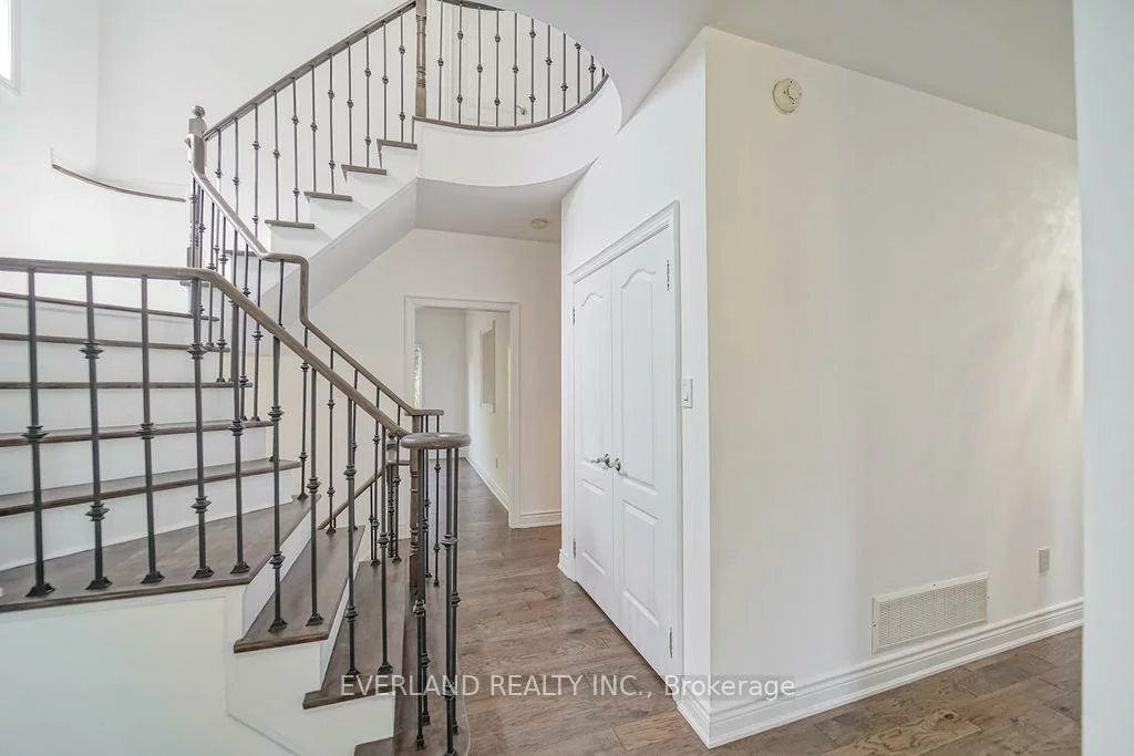 618, Foxcroft, Stonehaven-Wyndham, Newmarket