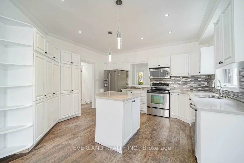 618, Foxcroft, Stonehaven-Wyndham, Newmarket