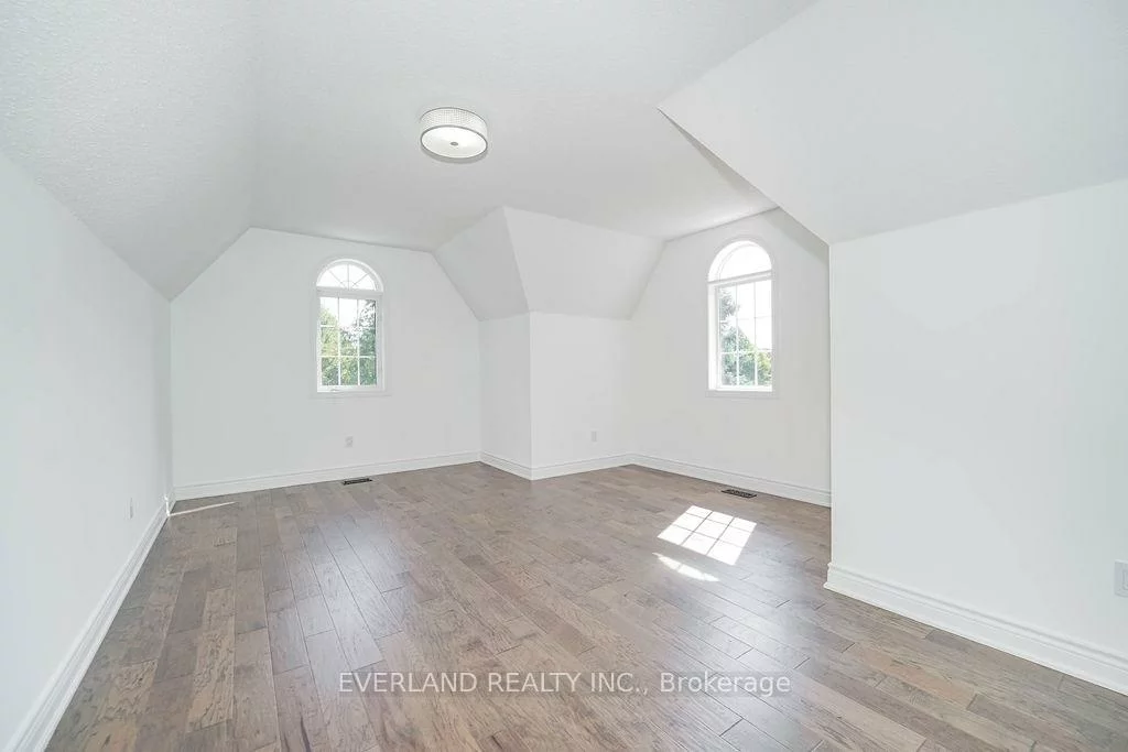 618, Foxcroft, Stonehaven-Wyndham, Newmarket