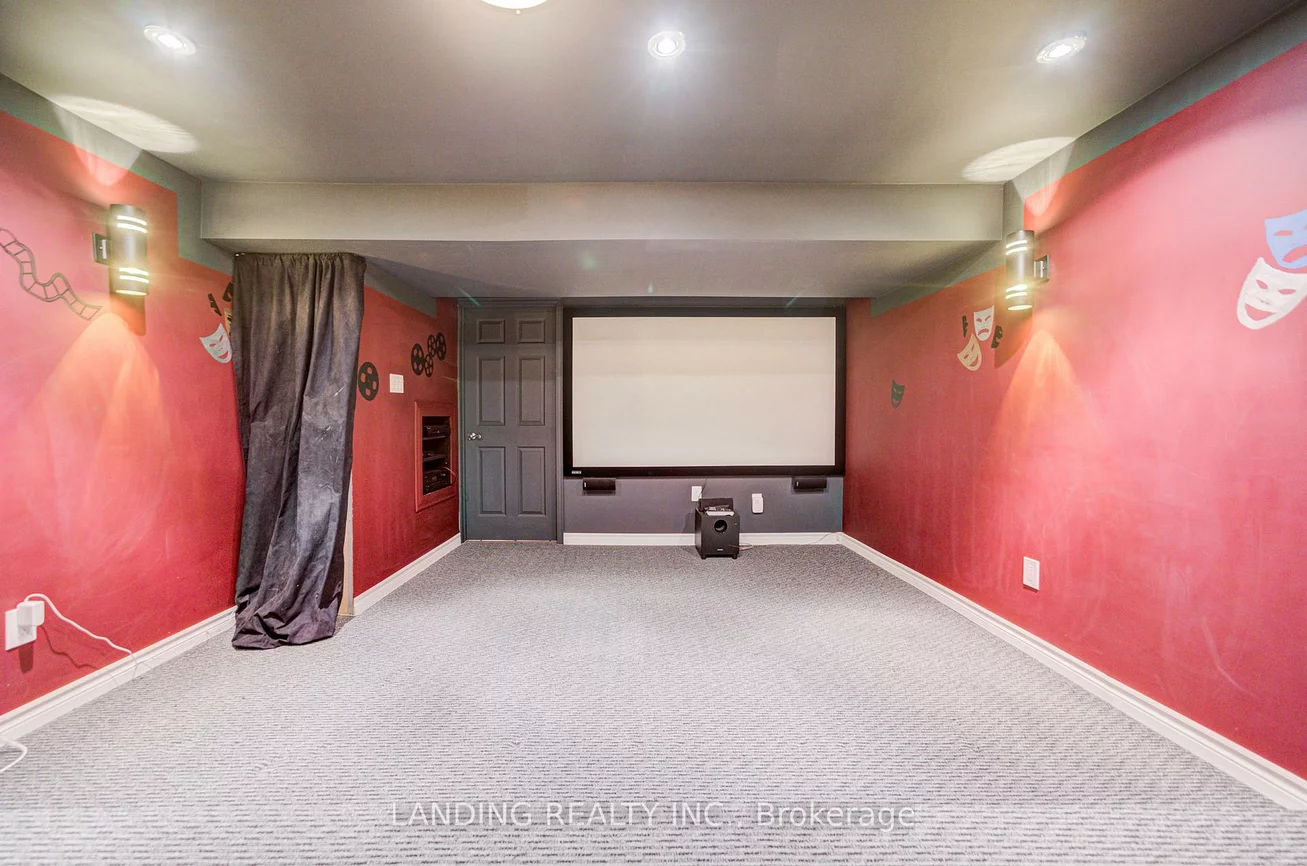 483, Menczel, Summerhill Estates, Newmarket