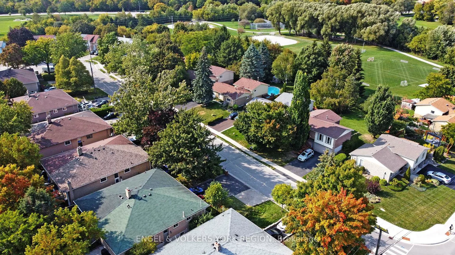 718, Mountview, Huron Heights-Leslie Valley, Newmarket