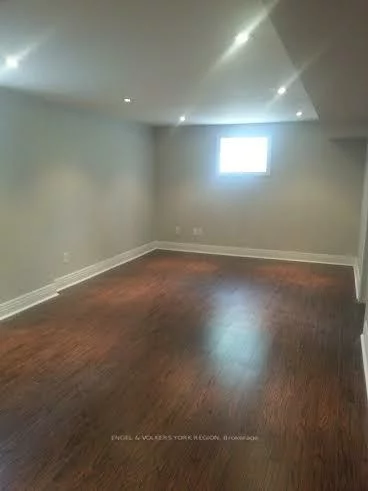 718, Mountview, Huron Heights-Leslie Valley, Newmarket