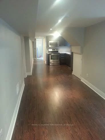 718, Mountview, Huron Heights-Leslie Valley, Newmarket