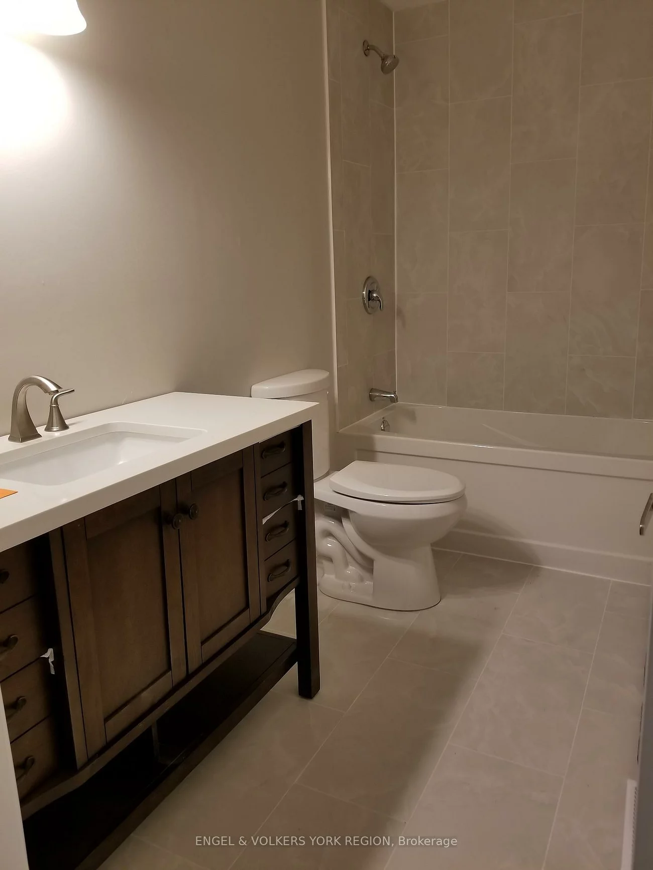 718, Mountview, Huron Heights-Leslie Valley, Newmarket