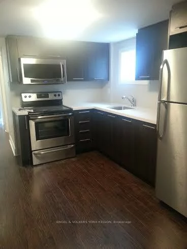 718, Mountview, Huron Heights-Leslie Valley, Newmarket
