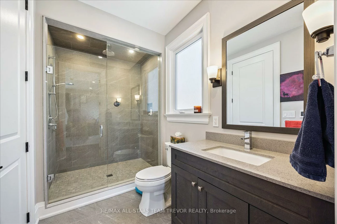 122, Roxborough, Gorham-College Manor, Newmarket