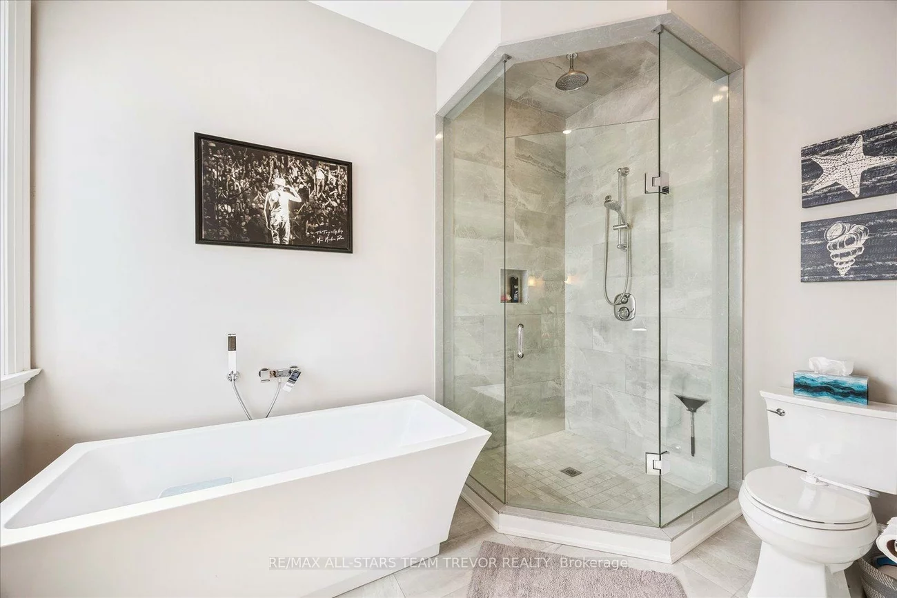 122, Roxborough, Gorham-College Manor, Newmarket