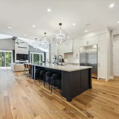 122, Roxborough, Gorham-College Manor, Newmarket