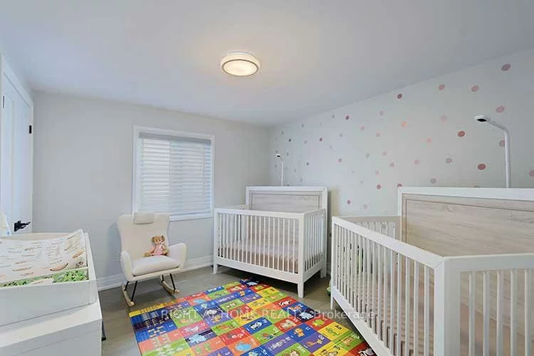 413, Mathews, Glenway Estates, Newmarket