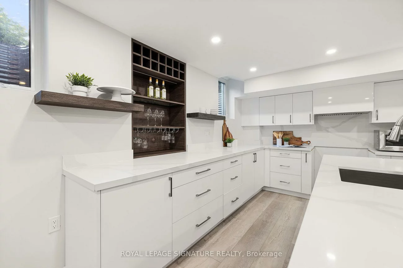 1067, Ivsbridge, Stonehaven-Wyndham, Newmarket
