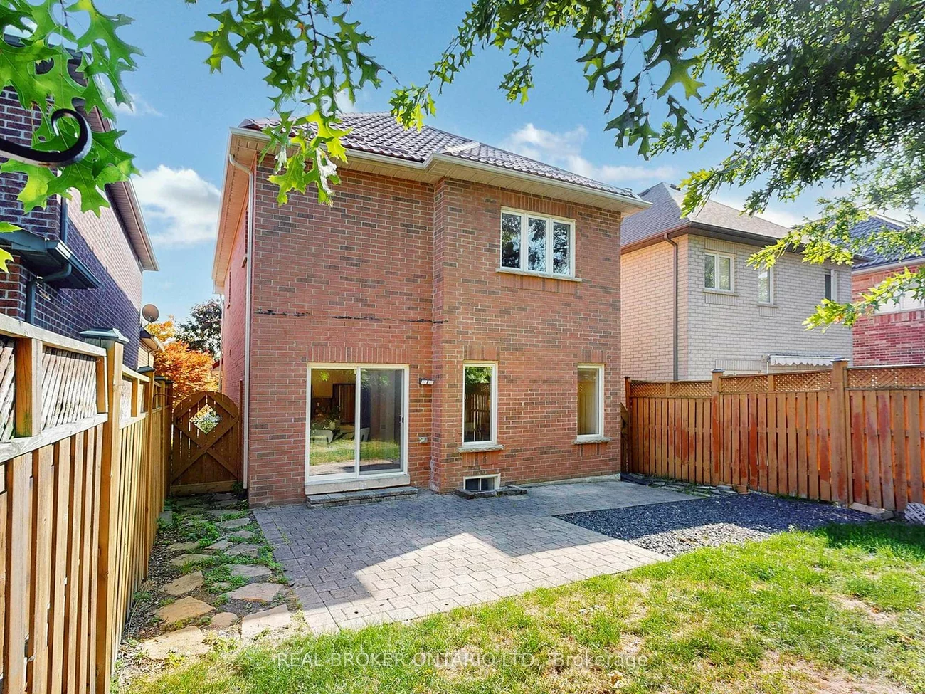 801, Colter, Summerhill Estates, Newmarket