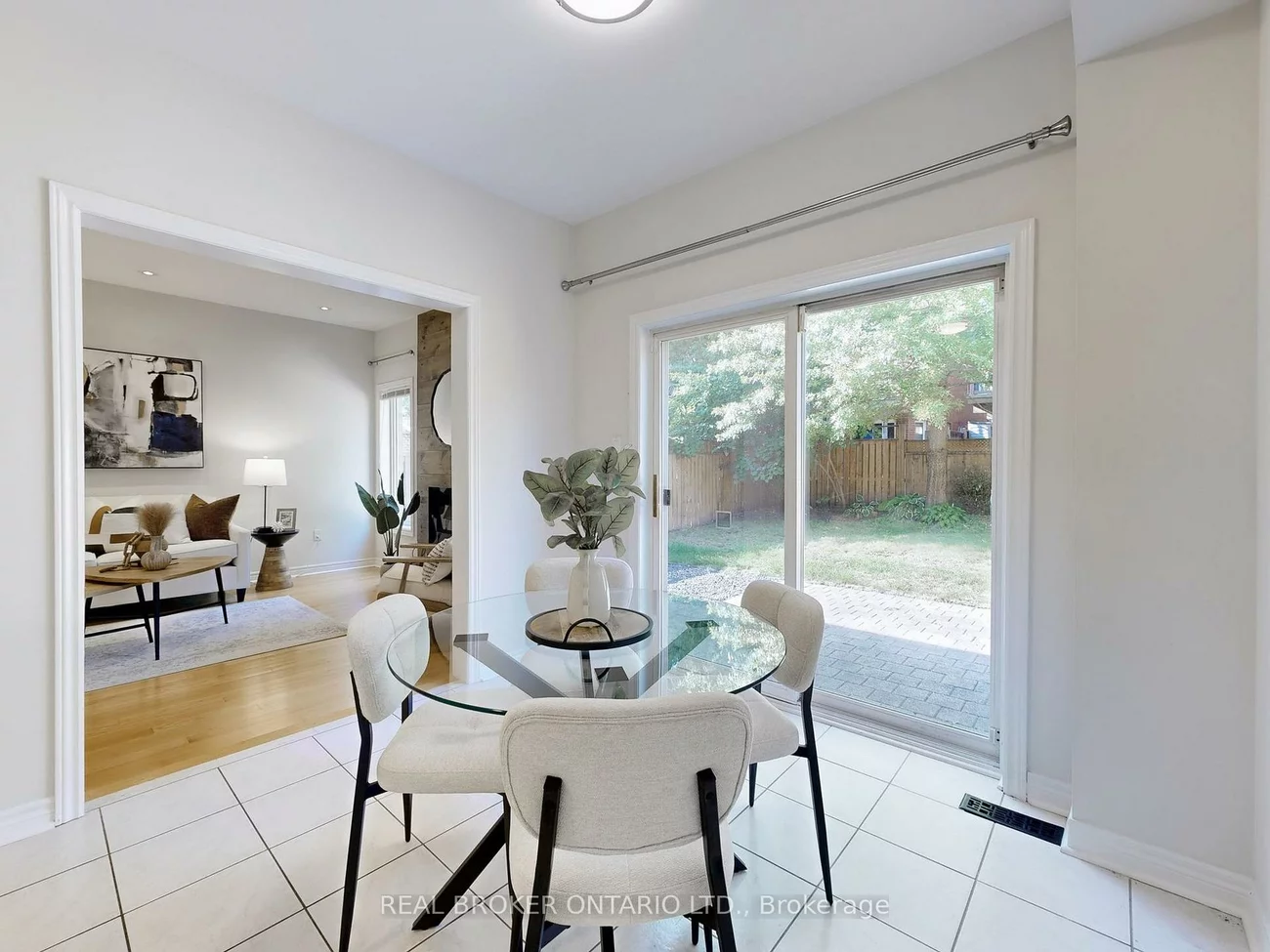 801, Colter, Summerhill Estates, Newmarket