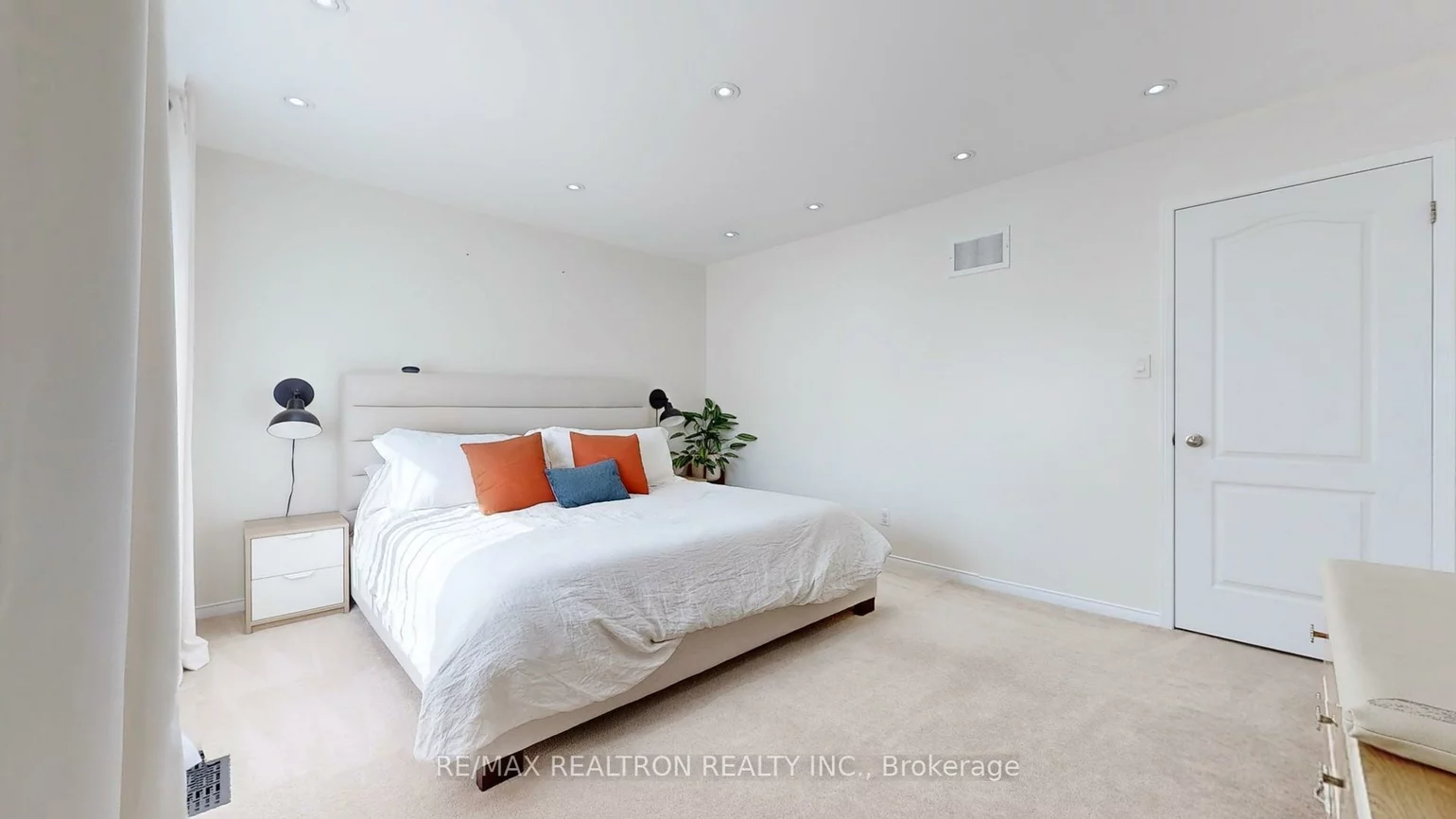 129, Mynden, Woodland Hill, Newmarket