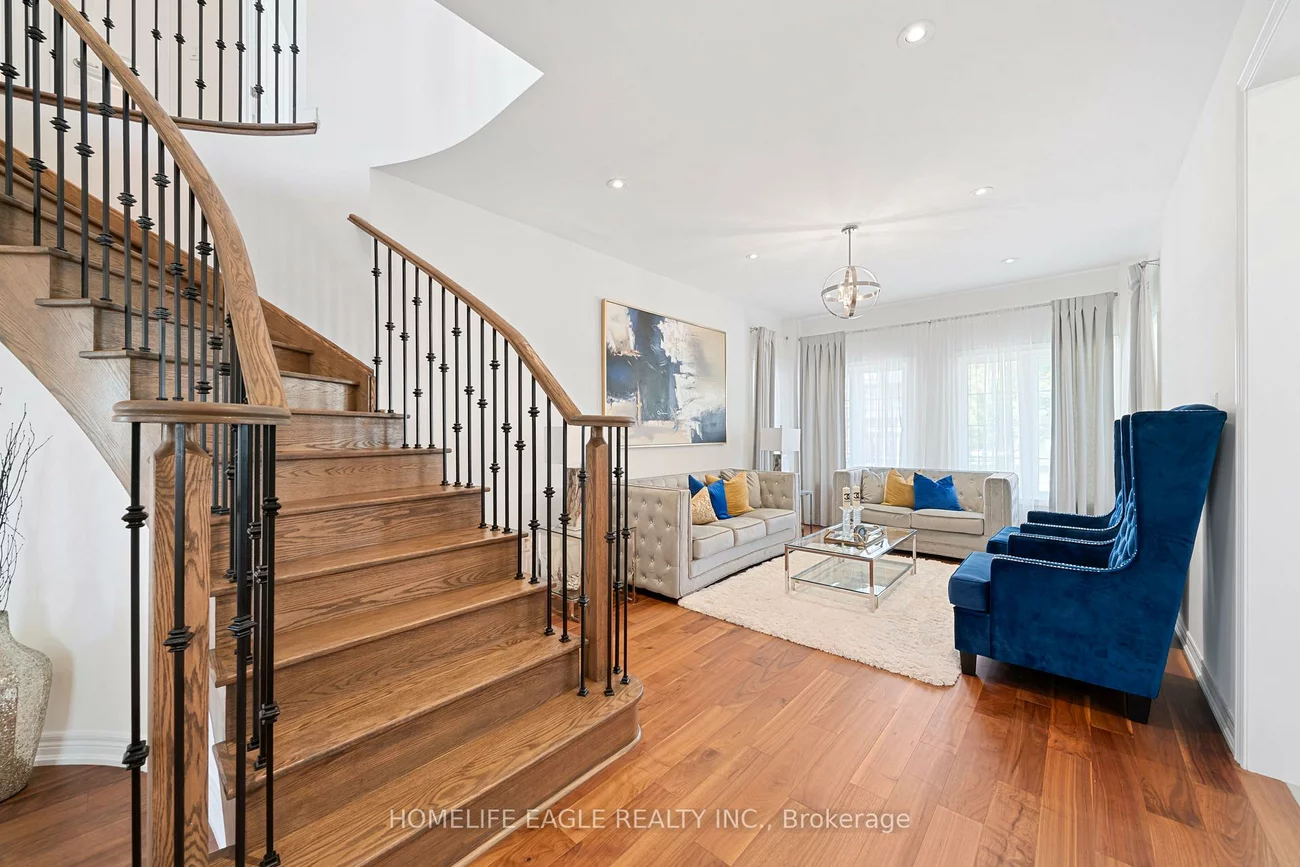 545, Clifford Perry, Woodland Hill, Newmarket
