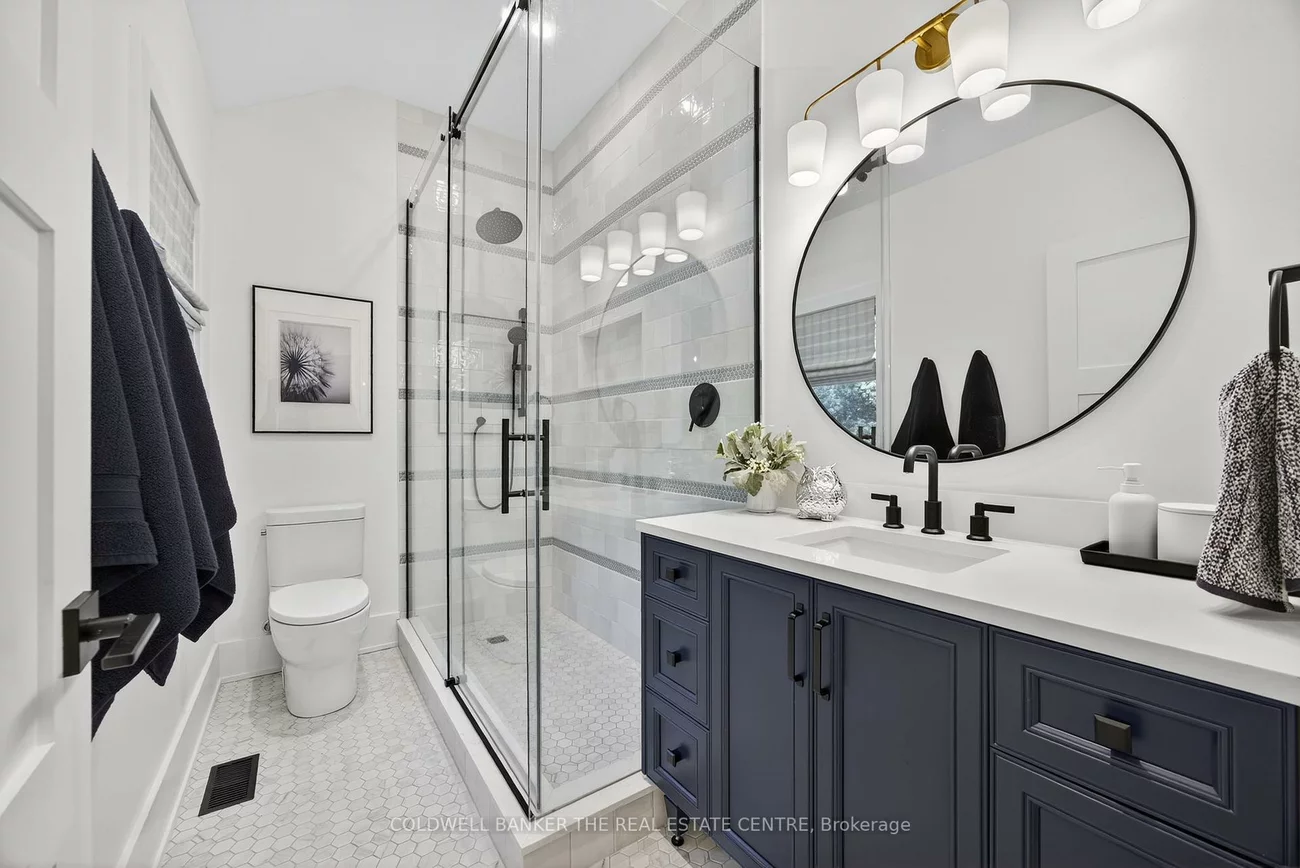 241, Woodmount, Central Newmarket, Newmarket