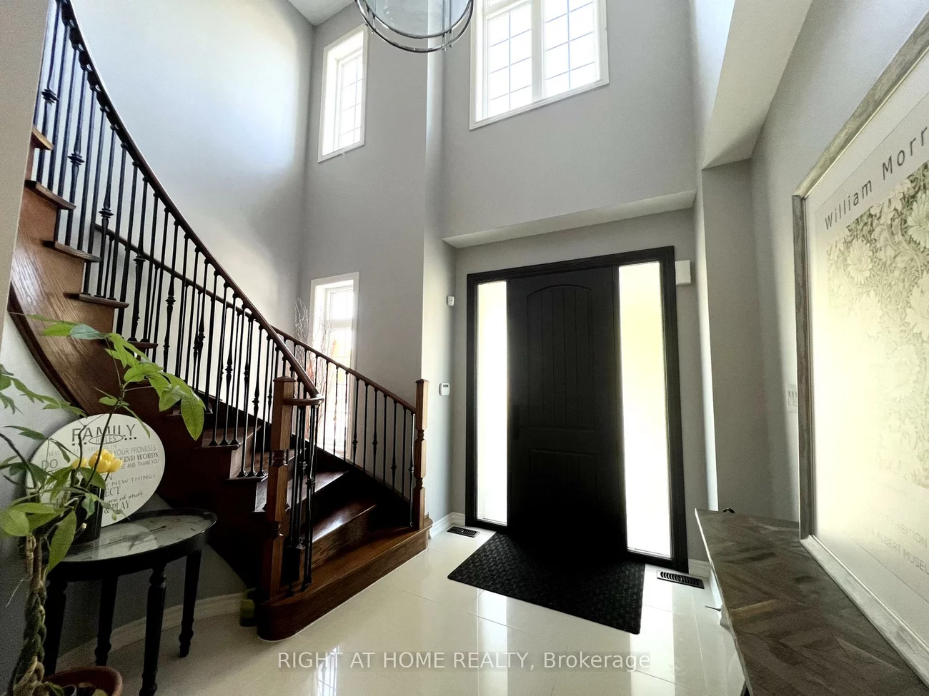 1209, McTavish, Stonehaven-Wyndham, Newmarket