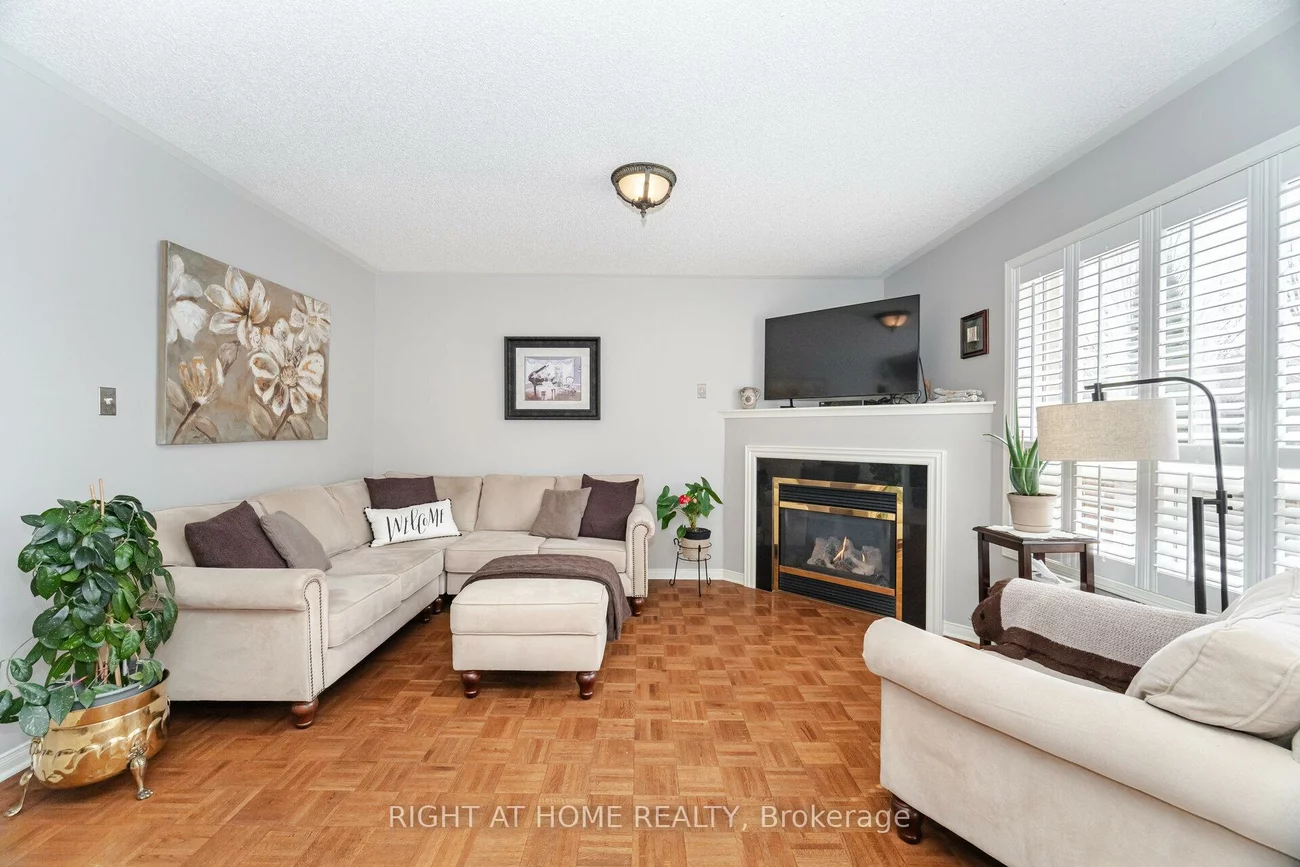 910, Oaktree, Summerhill Estates, Newmarket