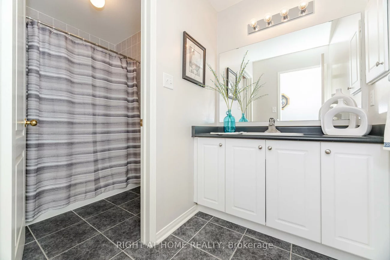 910, Oaktree, Summerhill Estates, Newmarket