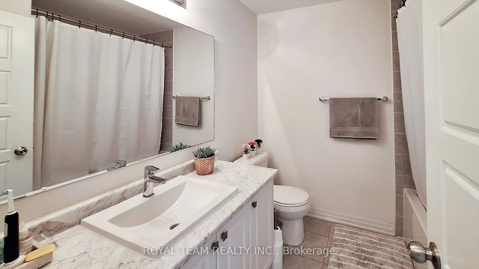 124, Bravo, Woodland Hill, Newmarket