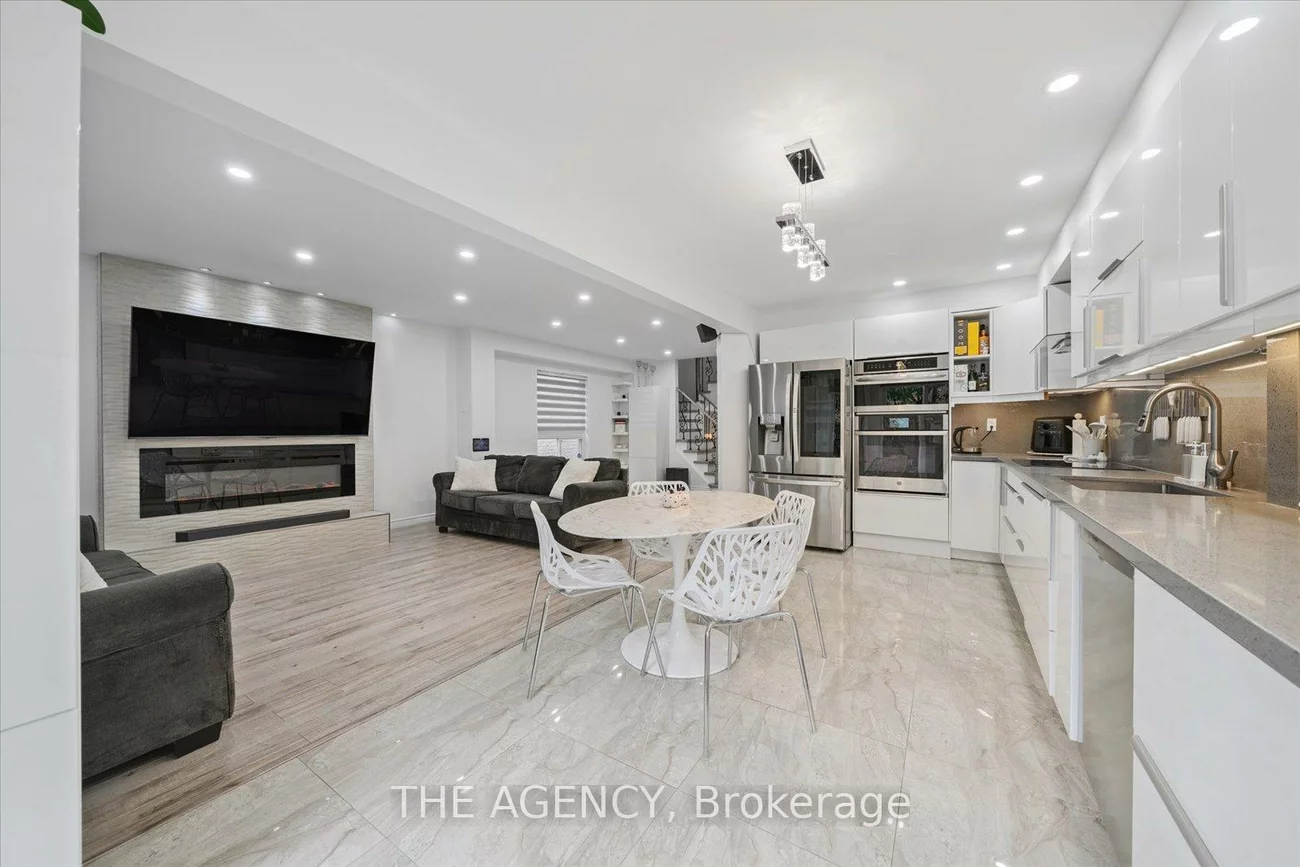 908, Oaktree, Summerhill Estates, Newmarket