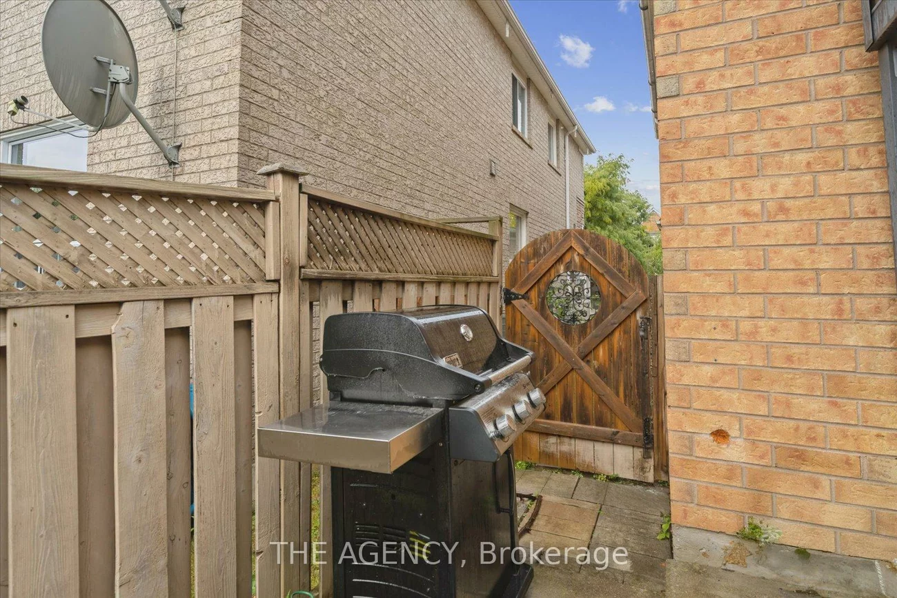 908, Oaktree, Summerhill Estates, Newmarket