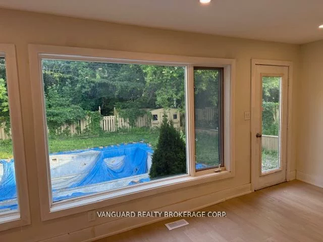 206, Parkview, Central Newmarket, Newmarket