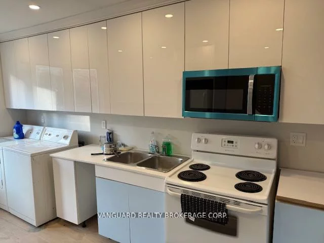 206, Parkview, Central Newmarket, Newmarket