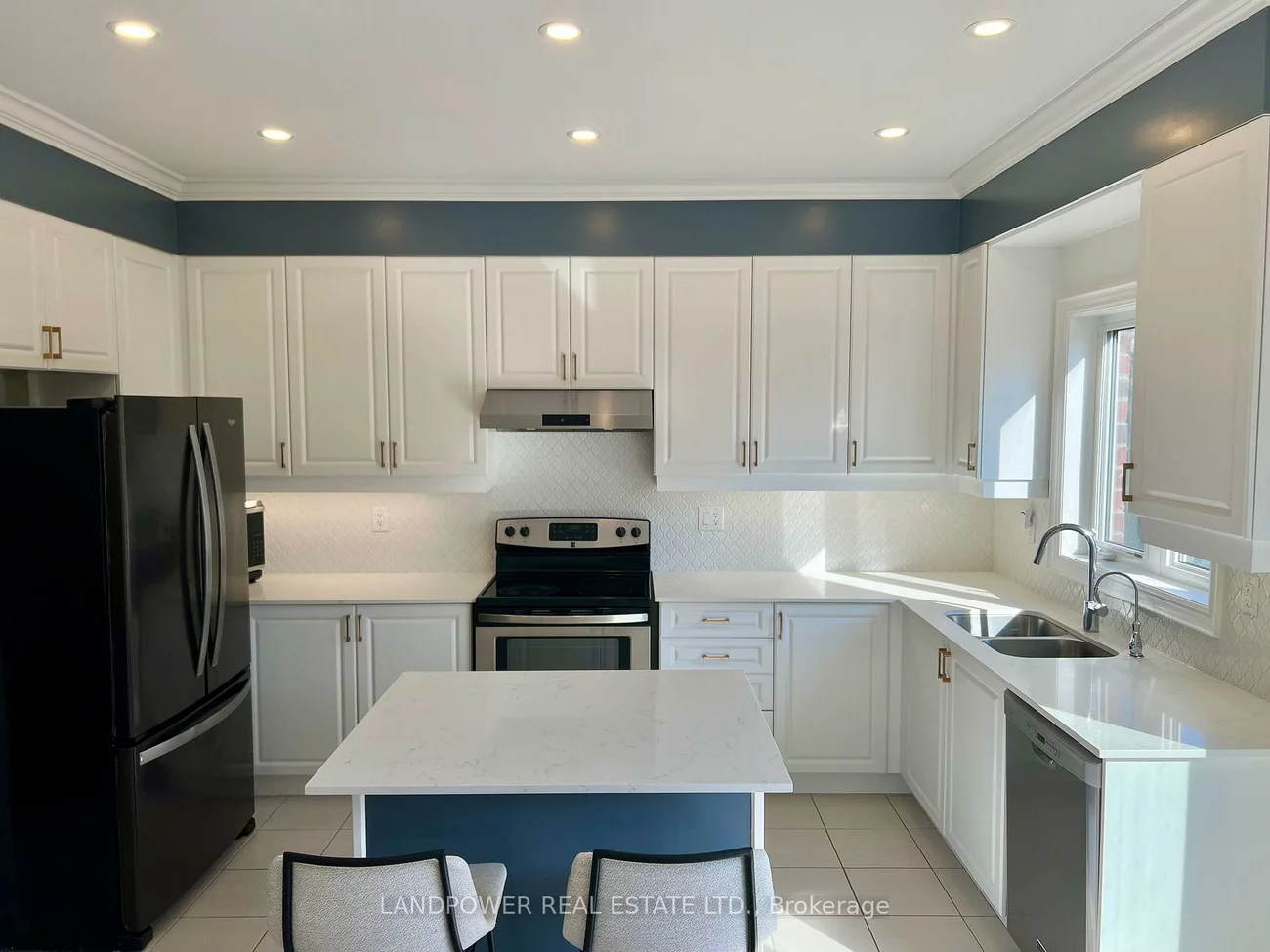 59, Gordon, Gorham-College Manor, Newmarket