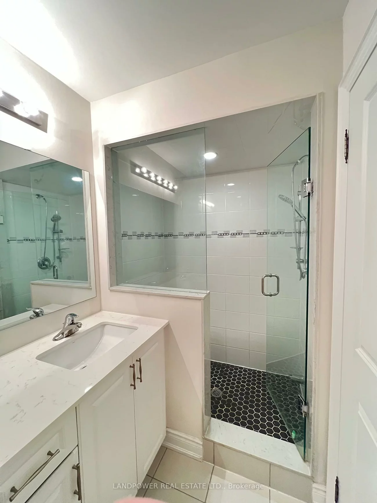 59, Gordon, Gorham-College Manor, Newmarket