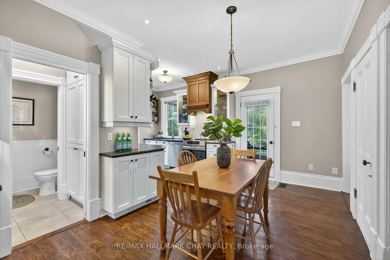 221, Prospect, Central Newmarket, Newmarket