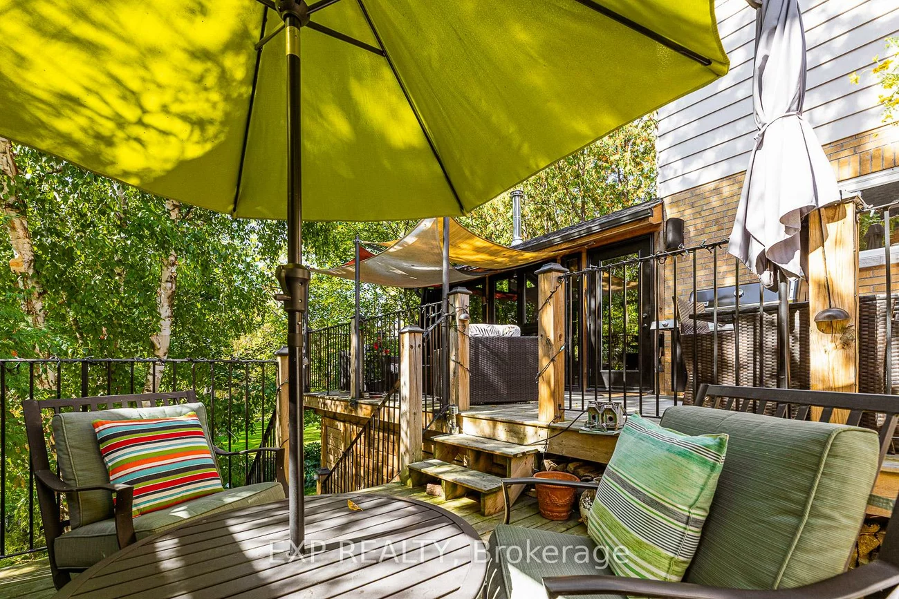 208, Lorne, Central Newmarket, Newmarket