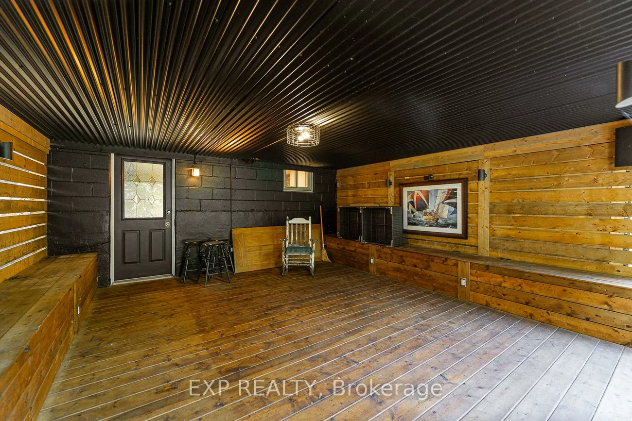 208, Lorne, Central Newmarket, Newmarket