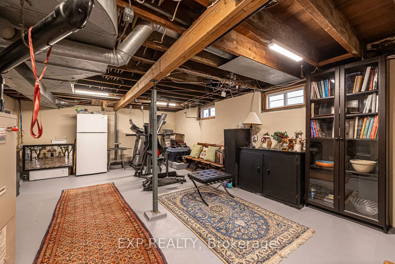 208, Lorne, Central Newmarket, Newmarket