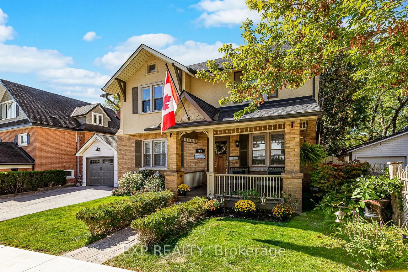 208, Lorne, Central Newmarket, Newmarket