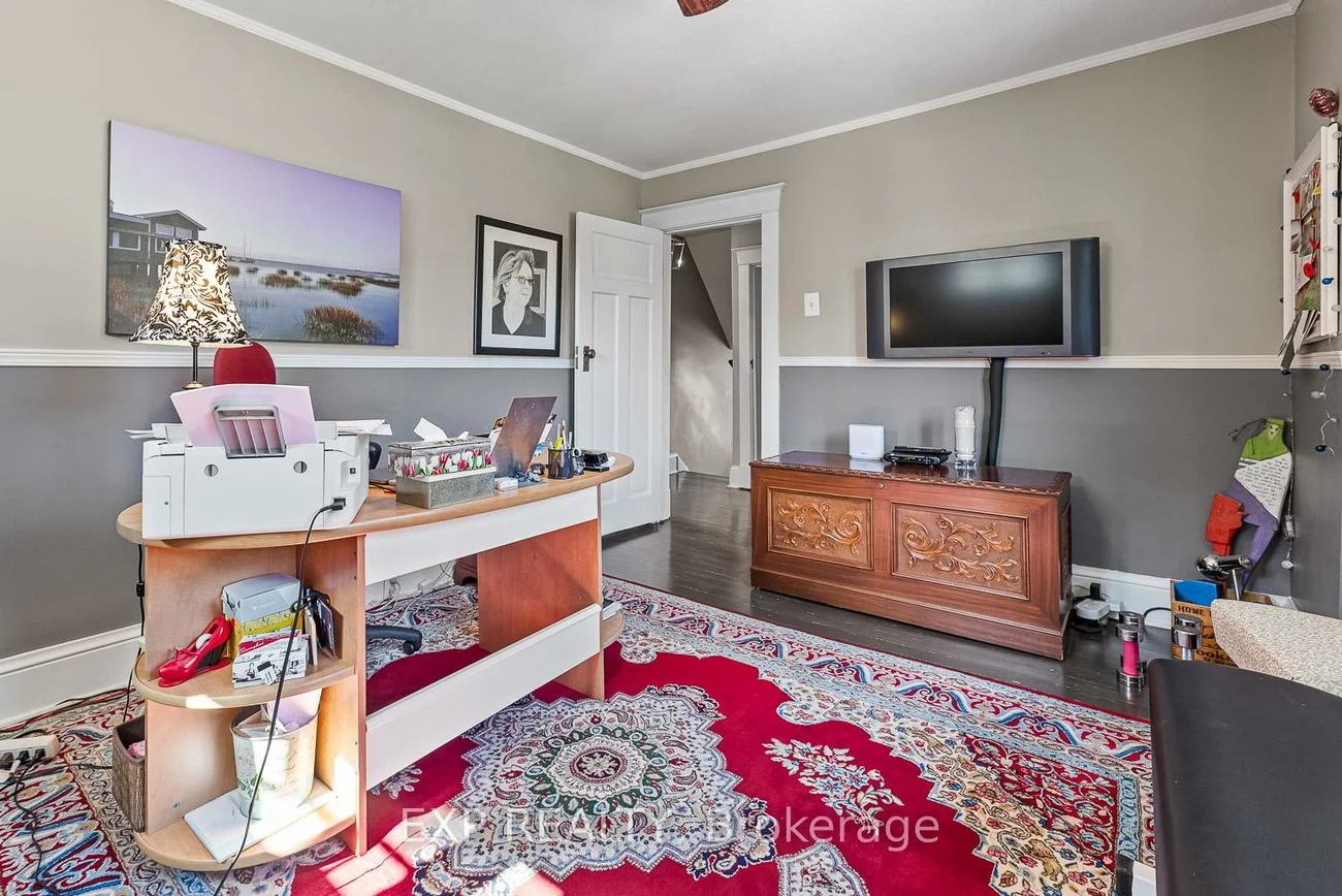 208, Lorne, Central Newmarket, Newmarket