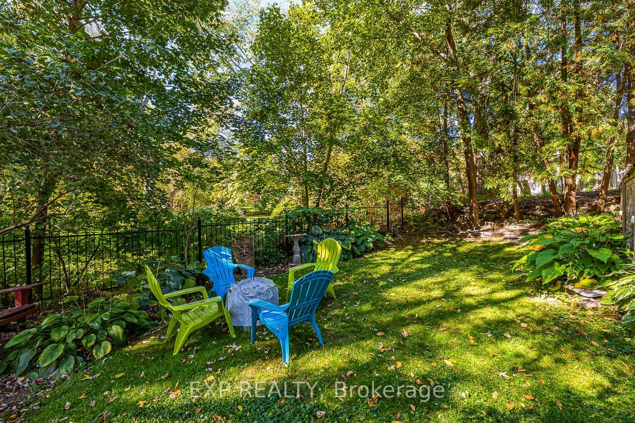 208, Lorne, Central Newmarket, Newmarket