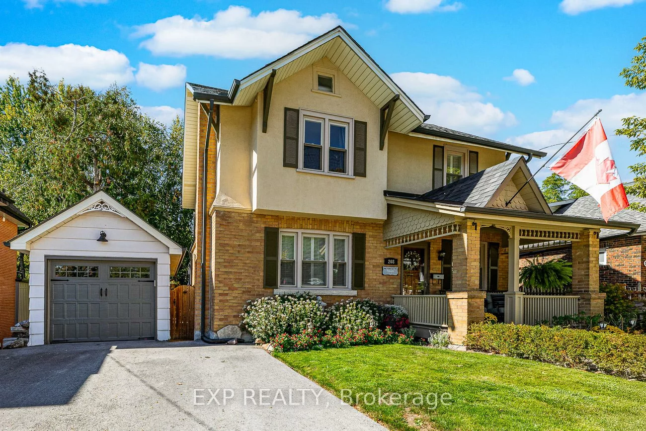 208, Lorne, Central Newmarket, Newmarket